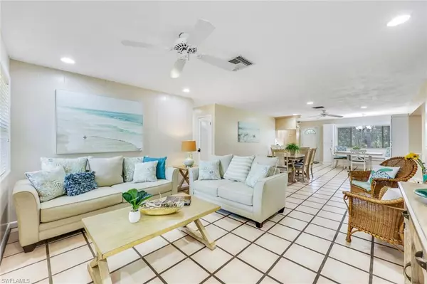 Naples, FL 34108,131 Cajeput DR