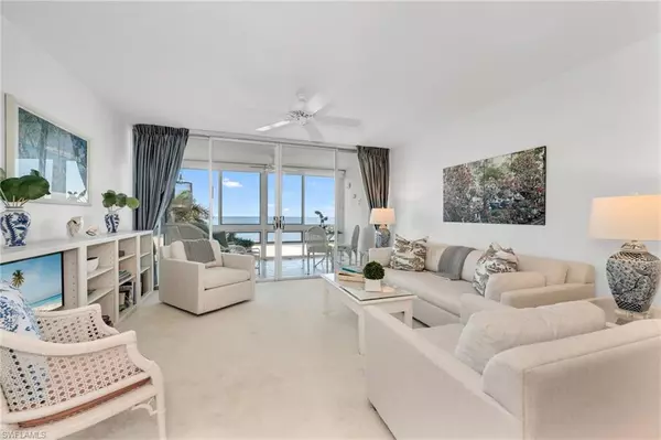Naples, FL 34102,2121 Gulf Shore BLVD N #305