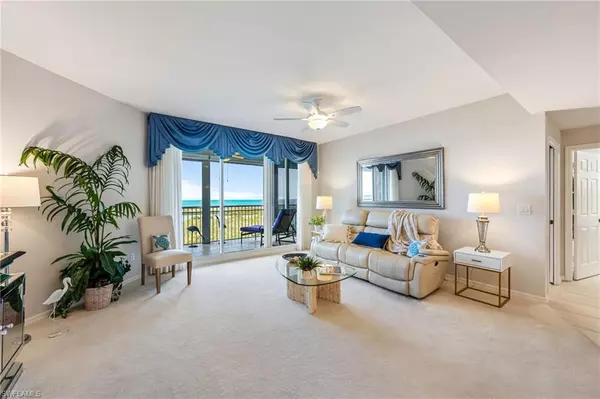 Naples, FL 34110,1001 Arbor Lake DR #1203