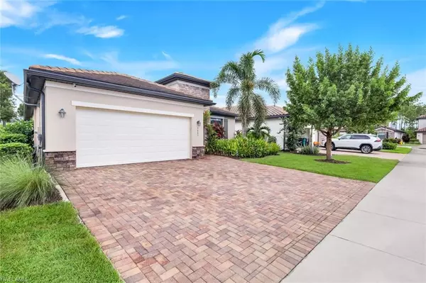 Naples, FL 34120,9445 Glenforest DR
