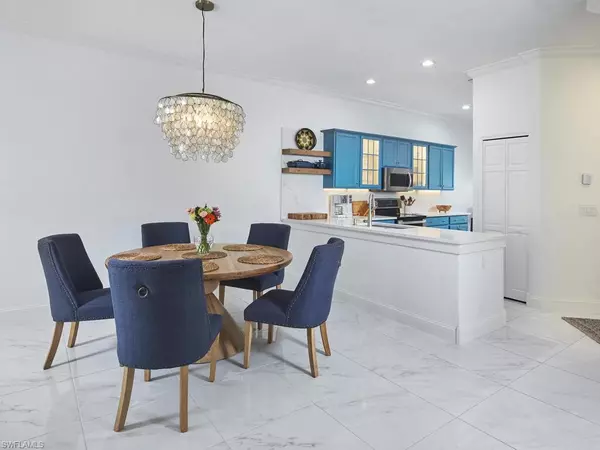 Naples, FL 34105,114 Amblewood LN #9-903