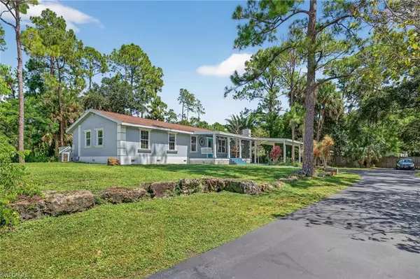 Naples, FL 34117,460 9th ST SW