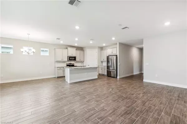 Cape Coral, FL 33993,1227 MARINERS VIEW TER