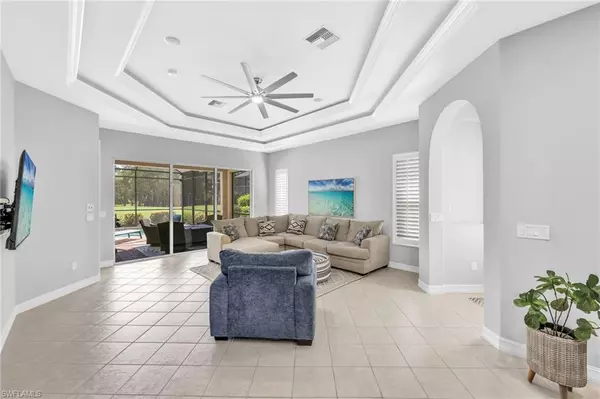 Naples, FL 34119,3126 Santorini CT