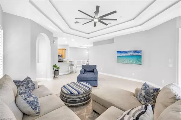 Naples, FL 34119,3126 Santorini CT