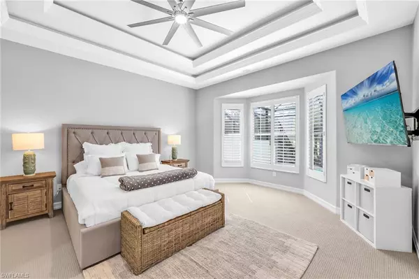 Naples, FL 34119,3126 Santorini CT