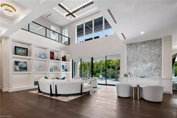 Naples, FL 34108,882 CASSENA RD
