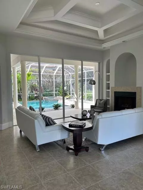 Naples, FL 34103,626 Park Shore DR
