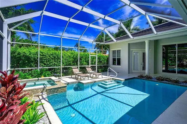 Naples, FL 34103,626 Park Shore DR