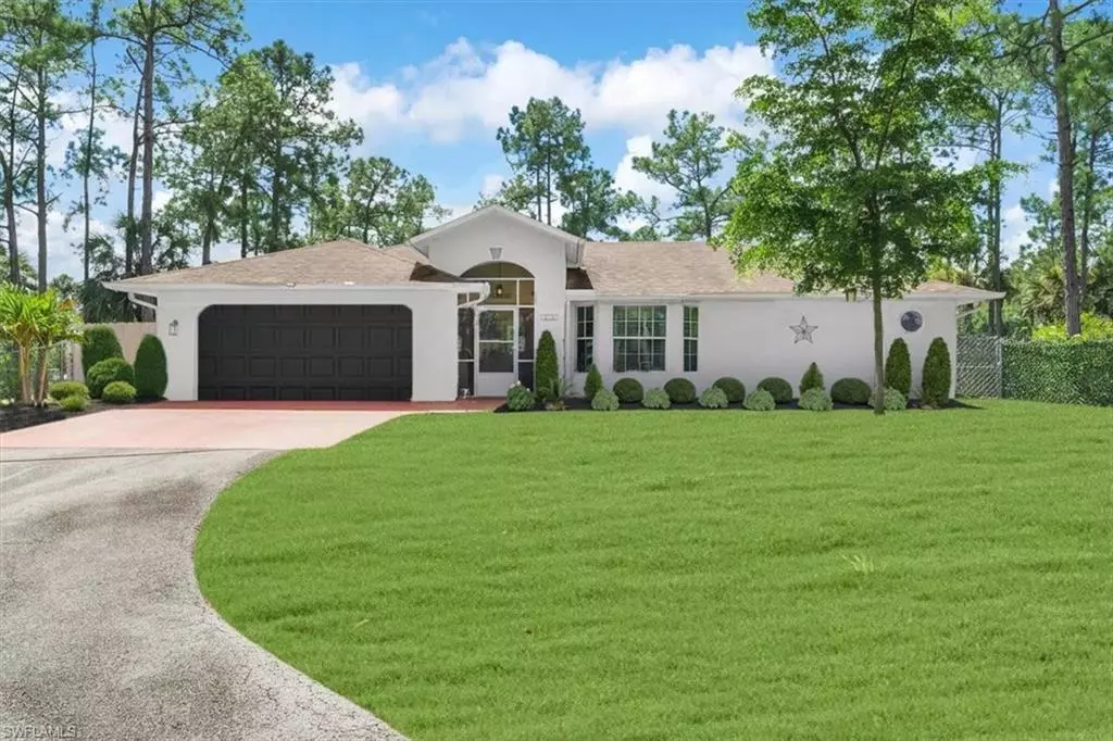 Naples, FL 34120,2610 6th AVE NE