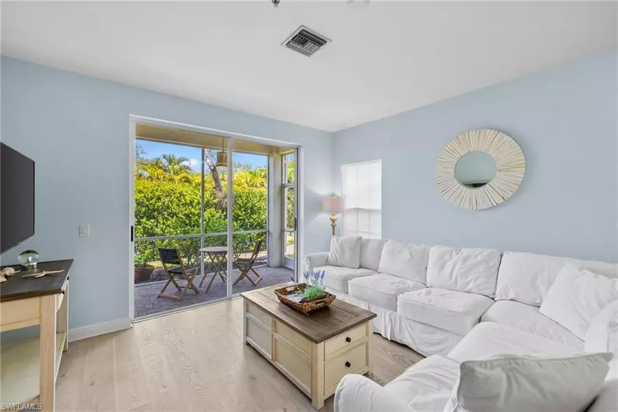 1305 Sweetwater CV #104, Naples, FL 34110