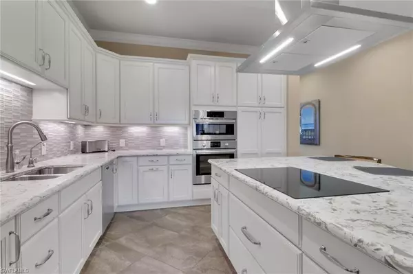 Estero, FL 33928,21450 Strada Nuova CIR #A301