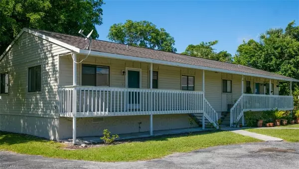 Naples, FL 34112,2455 Thomasson DR #A
