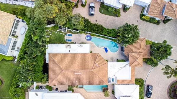 Naples, FL 34108,7905 Cocobay DR #15