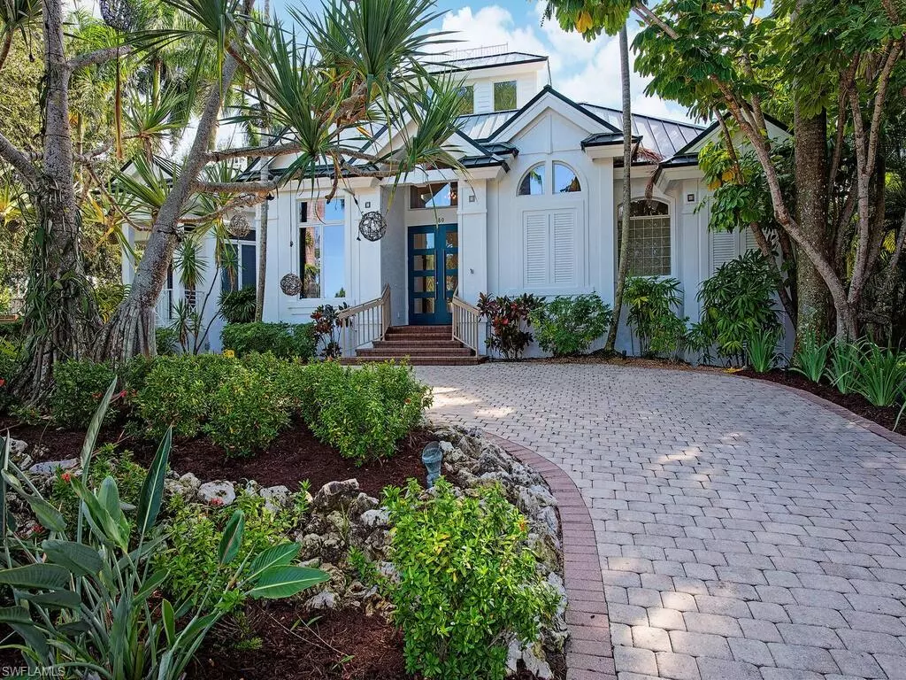 Naples, FL 34102,180 7th AVE S