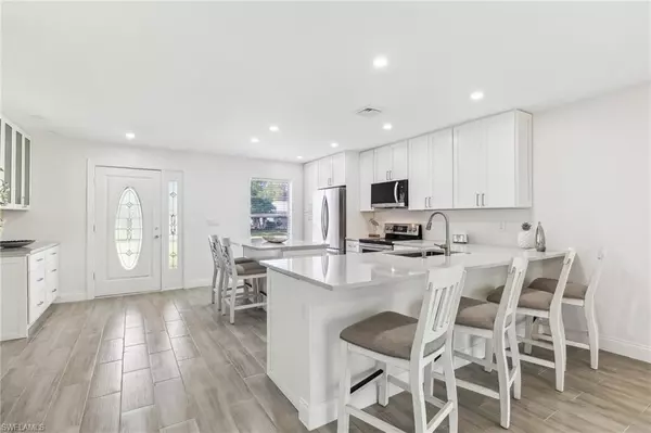 Bonita Springs, FL 34134,99 9th ST