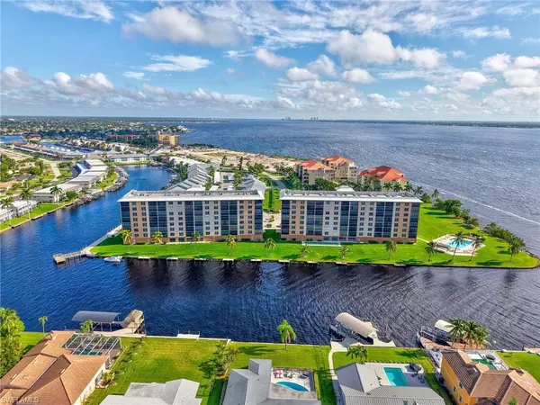Cape Coral, FL 33904,4260 SE 20th PL #402