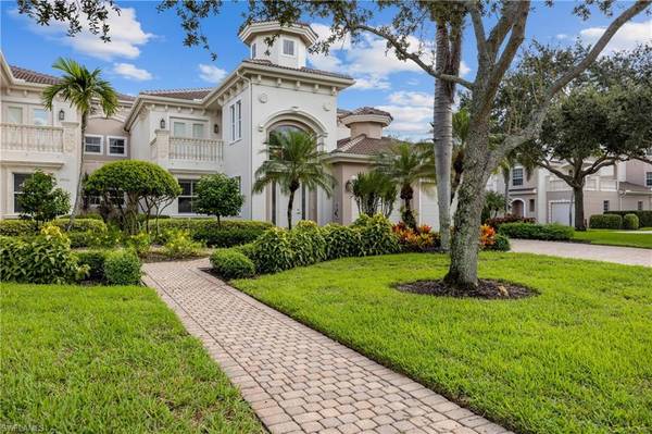 545 Avellino Isles CIR #202, Naples, FL 34119