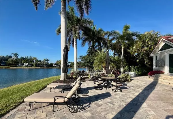 Naples, FL 34114,4736 Chariot CT