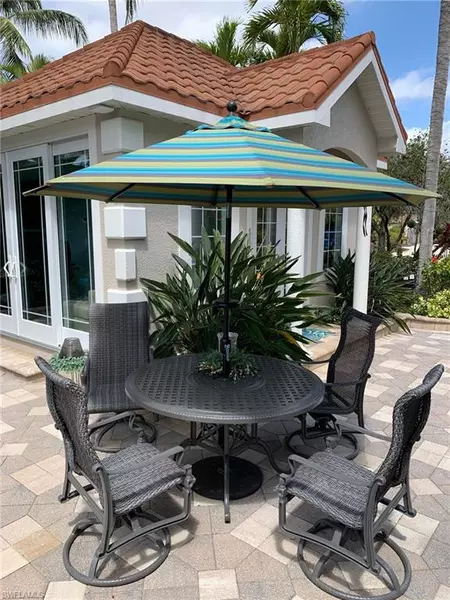 4881 Southern Breeze DR, Naples, FL 34114