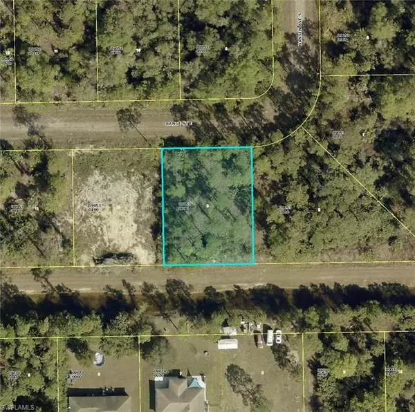 1118 Range ST E, Lehigh Acres, FL 33974