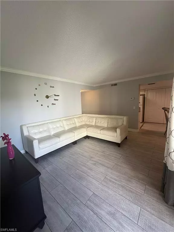 Naples, FL 34112,Address not disclosed