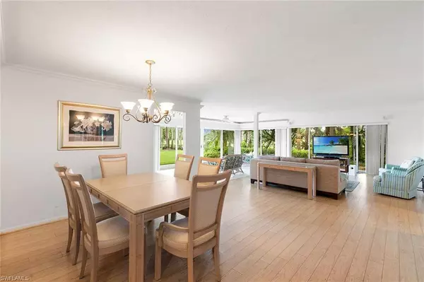 Naples, FL 34105,105 Clubhouse LN #C189
