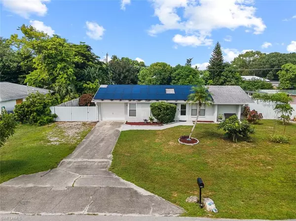 Naples, FL 34116,4633 31st AVE SW