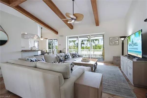 Naples, FL 34104,1521 Gordon River LN