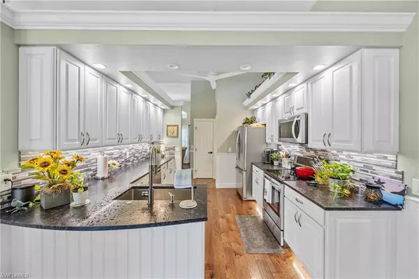 Naples, FL 34110,520 Raven WAY