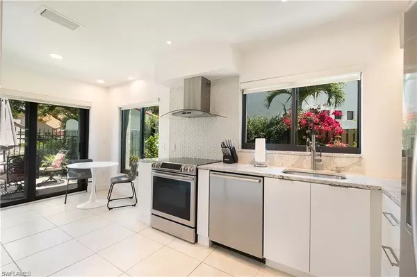 Naples, FL 34108,845 Reef Point CIR