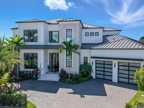 Marco Island, FL 34145,228 Capistrano CT