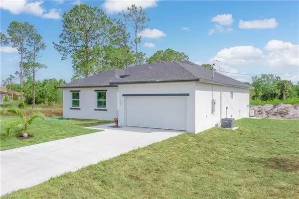 Lehigh Acres, FL 33976,2608 45th ST SW