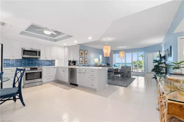 Bonita Springs, FL 34134,260 Barefoot Beach BLVD #204