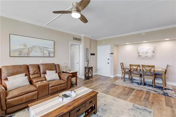 Marco Island, FL 34145,220 Seaview CT #504
