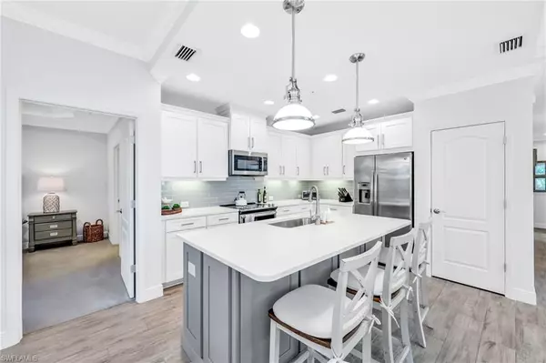 Naples, FL 34112,6965 Avalon CIR #1601