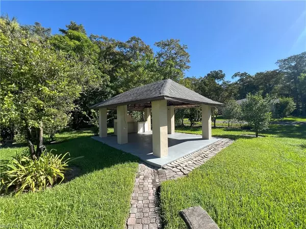 Naples, FL 34120,500 17th ST NW