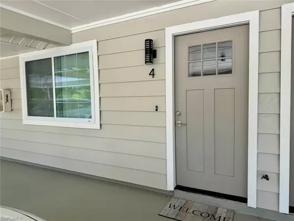 Fort Myers, FL 33908,16080 Dublin CIR #4