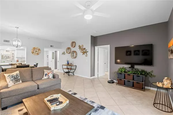 Fort Myers Beach, FL 33931,4331 Bay Beach LN #353