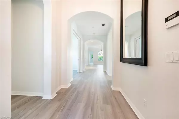 Naples, FL 34119,10800 Fieldfair DR