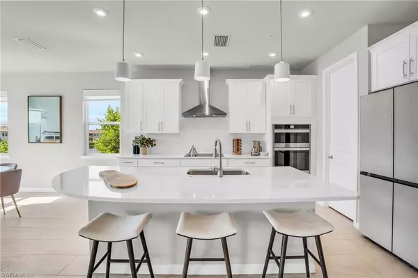 Naples, FL 34112,4595 Arboretum CIR #203
