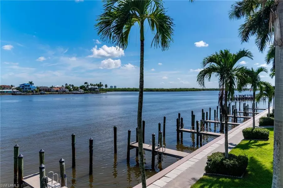 1215 Edington PL #J5, Marco Island, FL 34145
