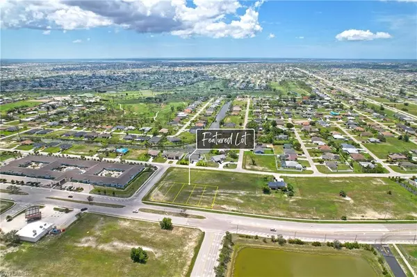 1808 Skyline BLVD, Cape Coral, FL 33991