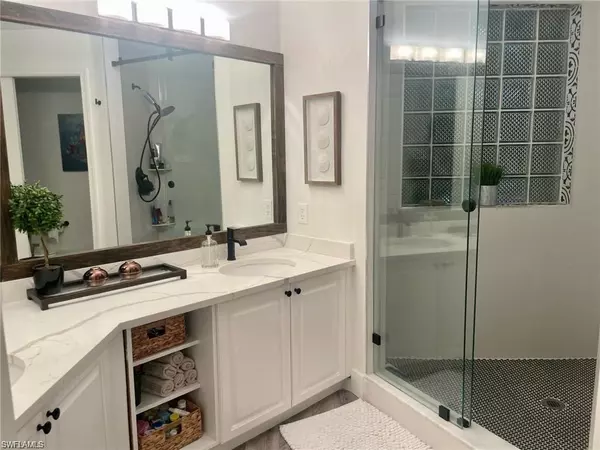 Naples, FL 34119,56 Silver Oaks CIR #102