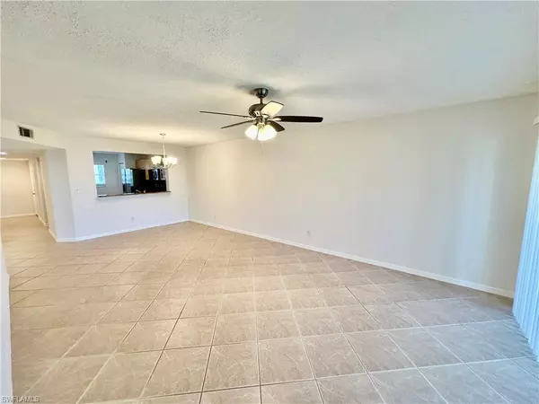 Naples, FL 34104,738 Landover CIR #102