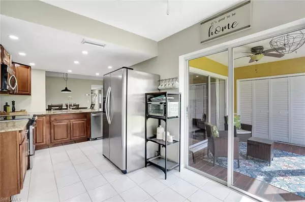 Naples, FL 34104,7360 Glenmoor LN #4108