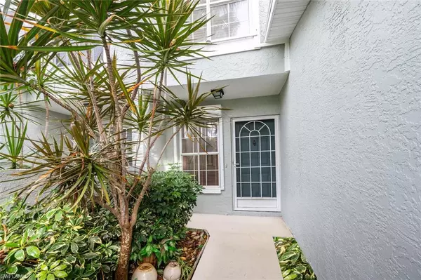 Naples, FL 34112,2141 Tama CIR #202