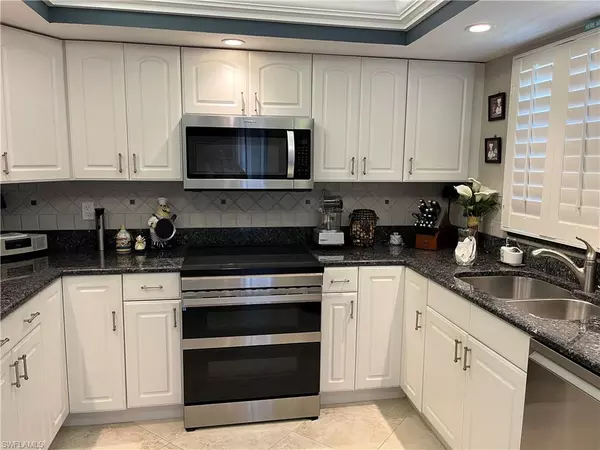 Naples, FL 34103,53 High Point CIR W #302
