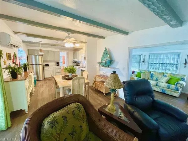 Fort Myers, FL 33908,252 Daisy AVE