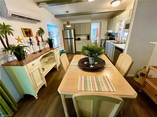 Fort Myers, FL 33908,252 Daisy AVE